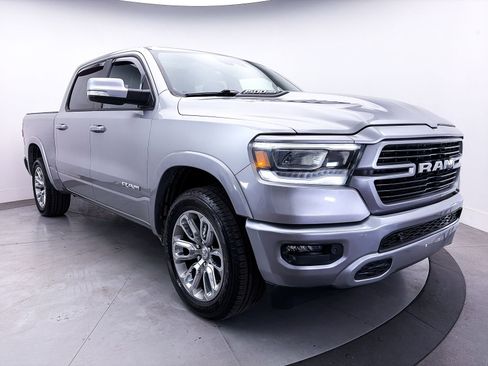 Used 2022 RAM 1500 Laramie w/ Sport Appearance Package AWD/4WD image 11