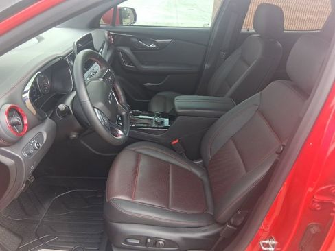 Used 2023 Chevrolet Blazer RS w/ Enhanced Convenience Package FWD image 9