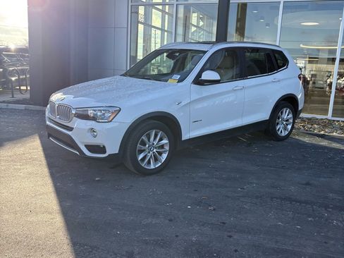 Used 2016 BMW X3 xDrive28i image 4