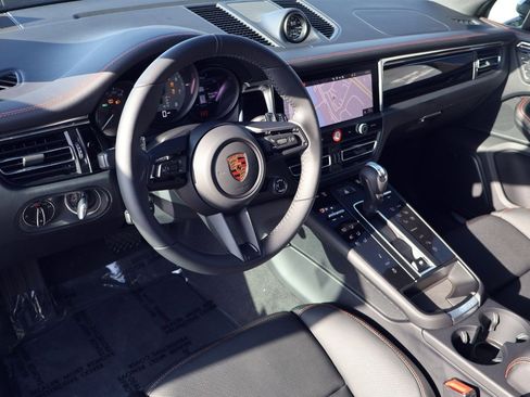 New 2026 Porsche Macan S image 4