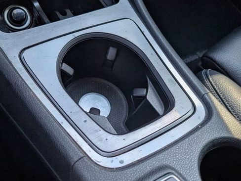 Used 2016 Mercedes-Benz GLA 250 4MATIC image 29