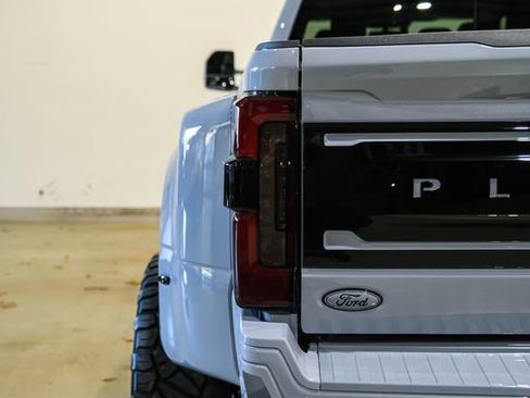 Used 2026 Ford F450 Platinum w/ Platinum Plus Package image 39
