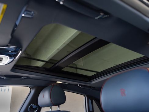 Used 2017 Rolls-Royce Ghost image 53