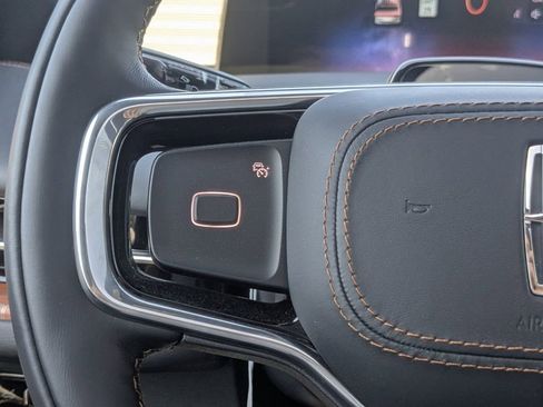 New 2026 Lincoln Navigator Black Label AWD/4WD image 28