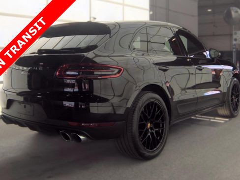 Used 2018 Porsche Macan AWD/4WD image 4