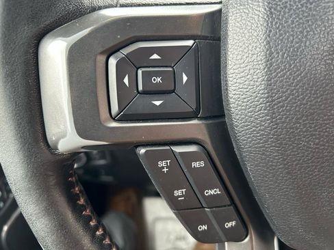 Used 2019 Ford F150 Lariat AWD/4WD image 17