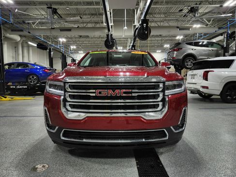 Used 2023 GMC Acadia SLT image 32