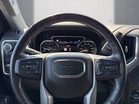 Used 2020 GMC Sierra 1500 Denali w/ Denali Premium Package AWD/4WD image 19