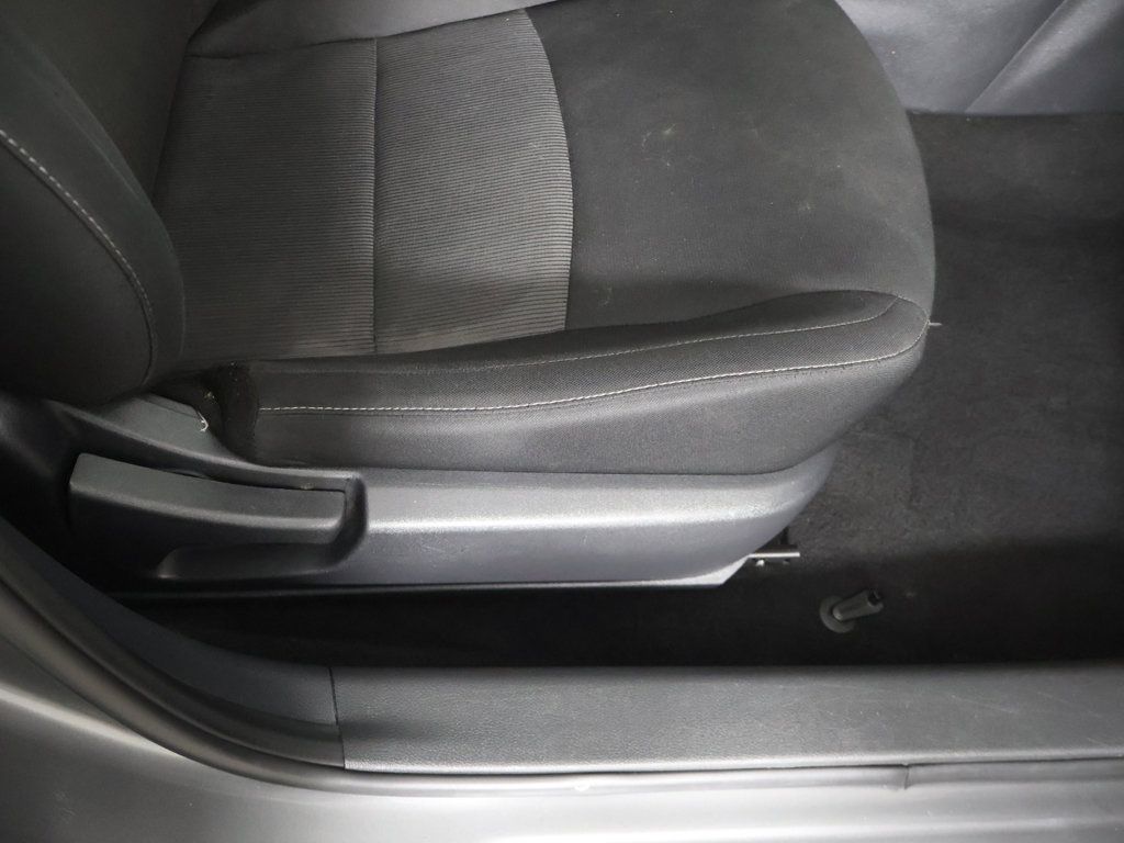 Used 2025 Nissan Sentra SV FWD image 29