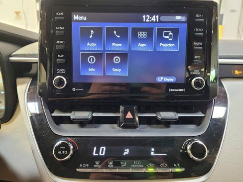 Used 2022 Toyota Corolla LE w/ Carpet Mat Package (TMS) image 25