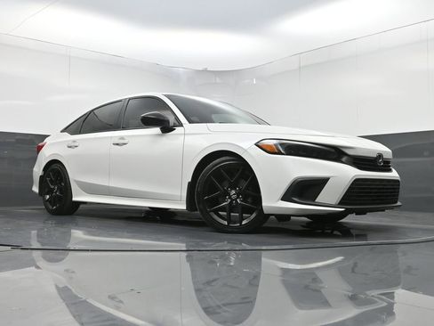 Used 2023 Honda Civic Sport image 21