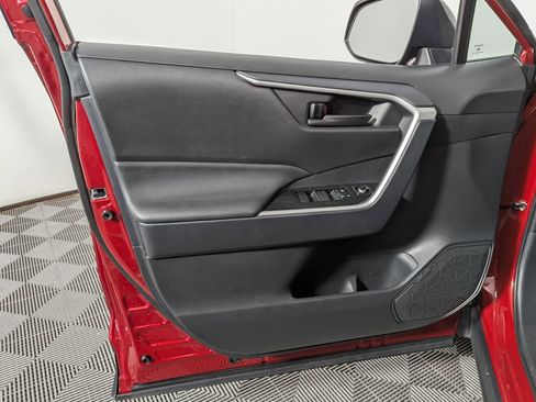 Certified 2025 Toyota RAV4 LE image 16