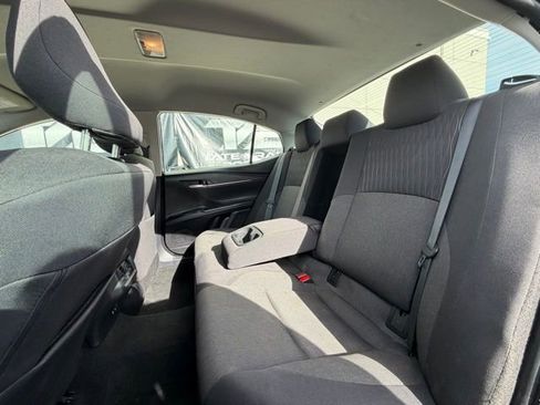 Used 2025 Toyota Camry LE w/ Convenience Package image 12