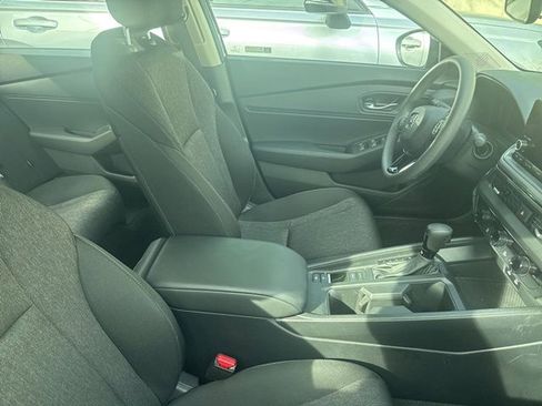 Used 2025 Honda Accord SE image 4