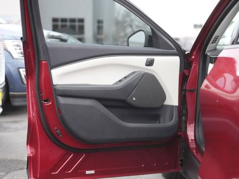 Used 2024 Ford Mustang Mach-E Premium image 29