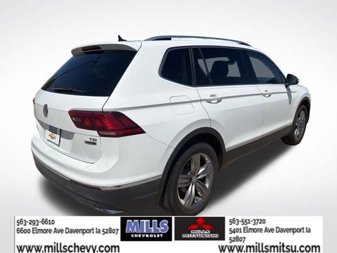 Used 2018 Volkswagen Tiguan SEL Premium AWD/4WD image 5