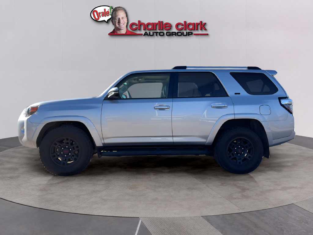 Used 2023 Toyota 4Runner SR5 Premium w/ Moonroof Package RWD image 2