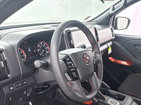 New 2026 Nissan Frontier PRO-4X w/ Pro-4x Convenience Package image 35