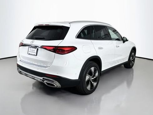 Used 2024 Mercedes-Benz GLC 300 image 7