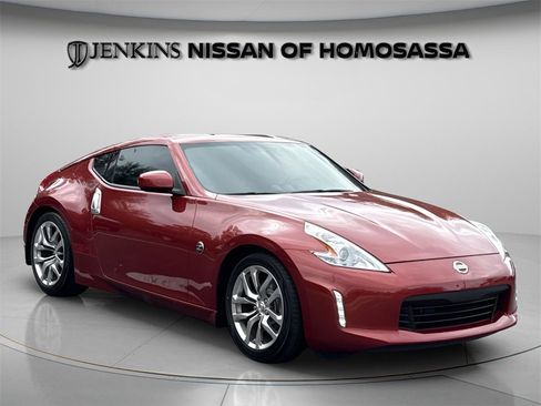Used 2014 Nissan 370Z Coupe image 6