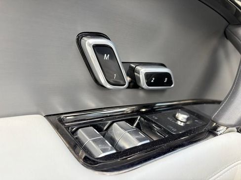 New 2025 Land Rover Range Rover Sport SE AWD/4WD image 7