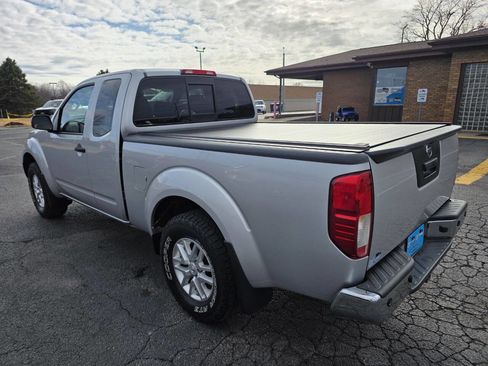 Used 2015 Nissan Frontier SV w/ SV Value Truck Package image 5