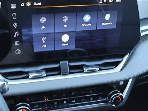 New 2026 Chevrolet Equinox LT w/ Convenience Package II FWD image 12