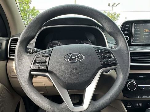 Used 2020 Hyundai Tucson Value FWD image 11