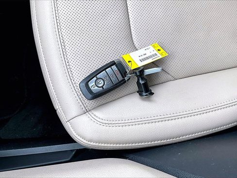 Used 2024 Ford Expedition Max Limited image 34