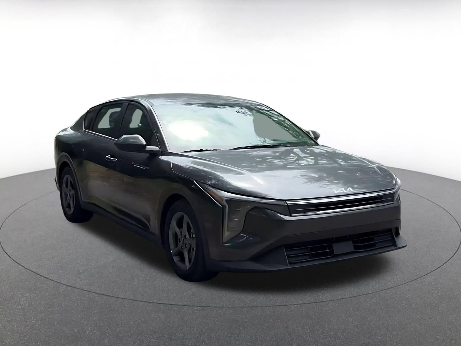 Used 2025 Kia K4 FWD image 3