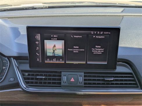 Used 2022 Audi Q5 2.0T Premium image 23