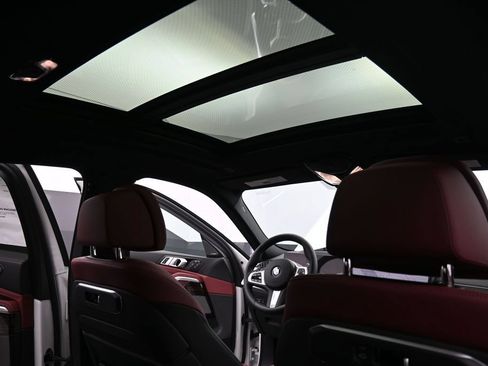 New 2027 BMW X6 xDrive40i AWD/4WD image 17