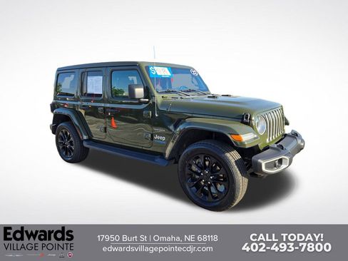 Used 2022 Jeep Wrangler Unlimited Sahara w/ Cold Weather Group AWD/4WD image 1