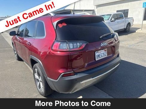 Used 2019 Jeep Cherokee Limited FWD image 3