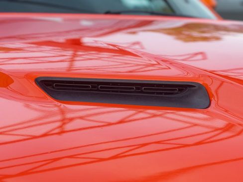 Used 2016 Dodge Challenger SXT RWD image 20