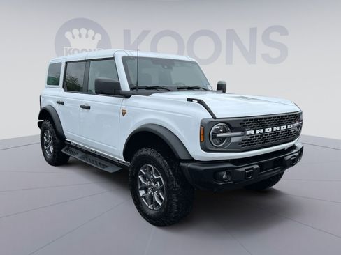 New 2025 Ford Bronco Badlands AWD/4WD image 2