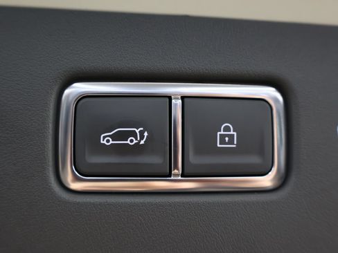 Used 2024 Kia EV9 Light RWD image 21