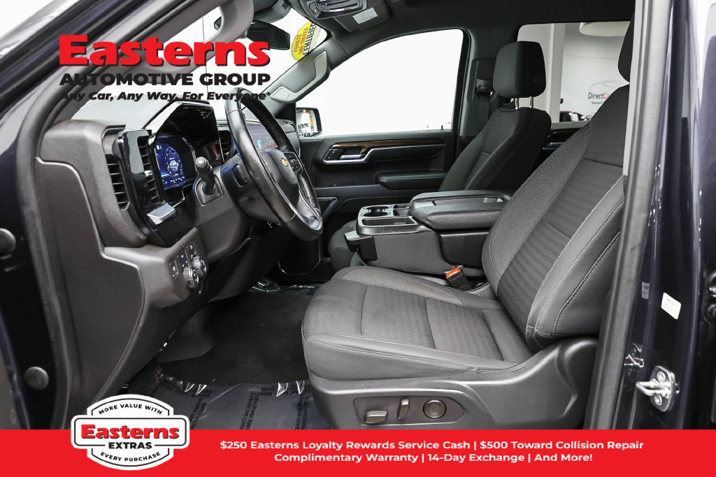 Used 2023 Chevrolet Silverado 1500 LT AWD/4WD image 15