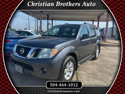 Used 2011 Nissan Pathfinder SV
