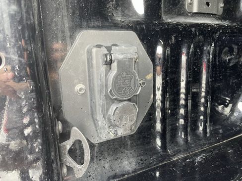 Used 2024 Ford F250 XL w/ STX Appearance Package image 33