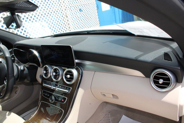 Used 2019 Mercedes-Benz C 300 Cabriolet image 18