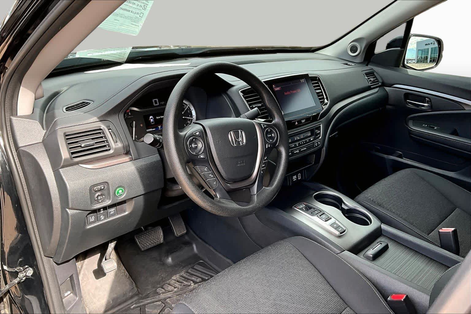 Used 2023 Honda Ridgeline Sport image 16