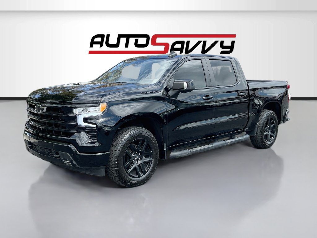 Used 2024 Chevrolet Silverado 1500 RST w/ Convenience Package II AWD/4WD image 3