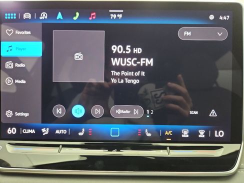 New 2025 Volkswagen Tiguan SE R-Line image 20