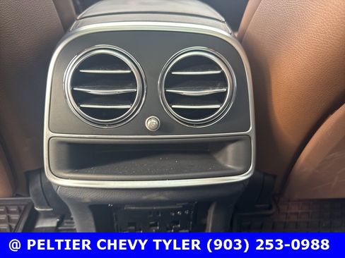 Used 2016 Mercedes-Benz S 550 Sedan image 24