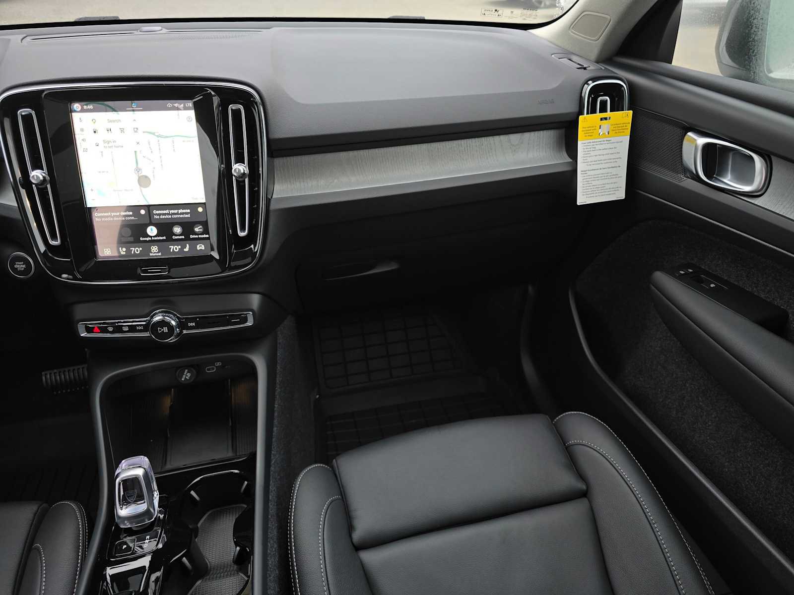 Used 2026 Volvo XC40 B5 Plus w/ Protection Package Premier AWD/4WD image 18