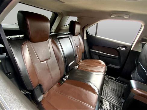 Used 2011 Chevrolet Equinox LTZ FWD image 17