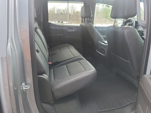 Certified 2023 GMC Sierra 1500 SLT w/ SLT Premium Package image 17