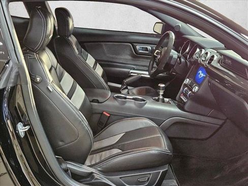 Used 2022 Ford Mustang GT w/ Equipment Group 301A RWD image 18