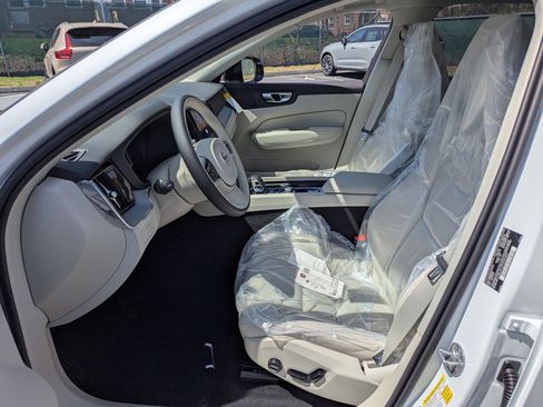 New 2025 Volvo XC60 T8 Plus w/ Protection Package Premier image 8